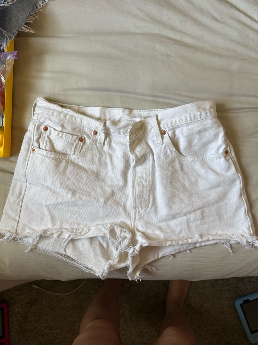 Levi's White Denim Frayed-Hem Women's Shorts